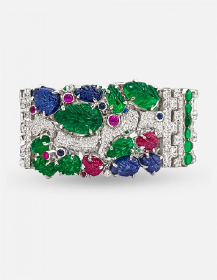 Broad bracelet