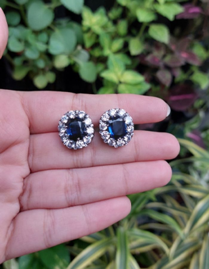 earrings studs