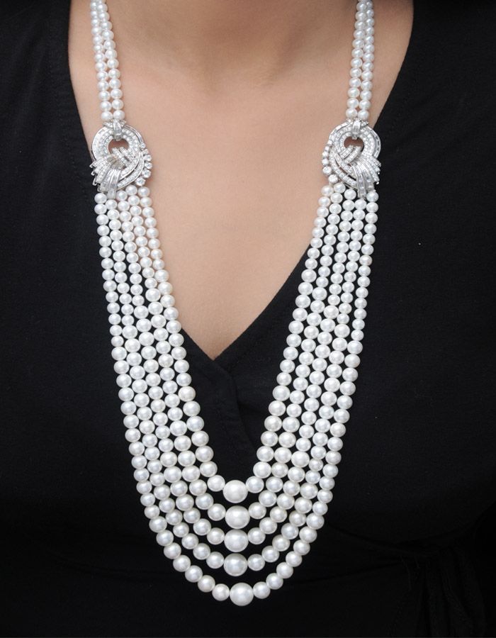 pearl statement necklace