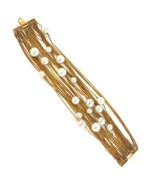gold tennis bracelet