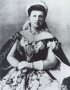 ruby and diamond necklace